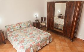 Mariaro Apartment